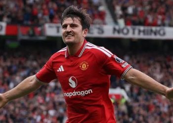MU Menang 5-2, Carrick Bicara soal Gol Kontroversial